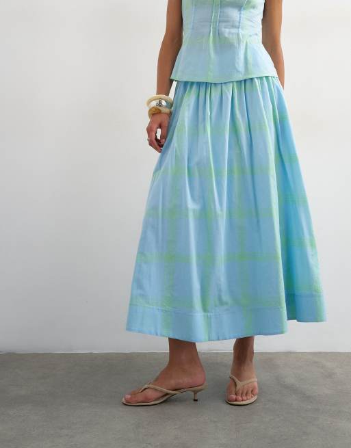 Topshop co-ord dropped waist deep v maxi skirt in blue check, 2 of 5
