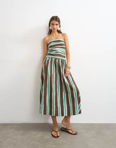 Model wearing Co-ord gathered bandeau top in brown stripe