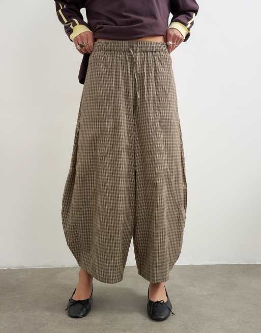 Topshop co-ord horseshoe pant in check, 5 of 5