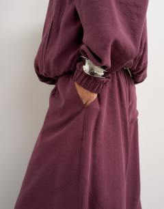 Model wearing Co ord horseshoe trouser in fig