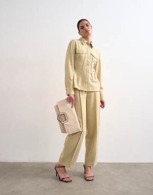 Weekend Wear 1