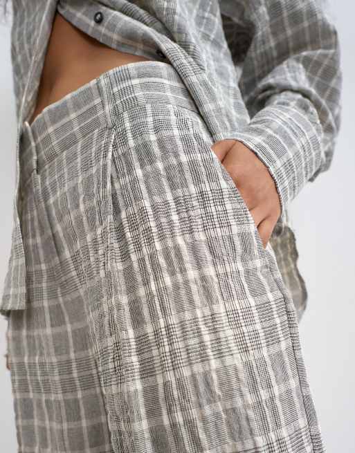 Topshop co ord longline bermuda short in mono check, 3 of 5