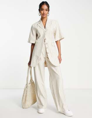 Shop Topshop co ord longline stripe linen blend blazer in beige Online – Trendy & Affordable Fashion
