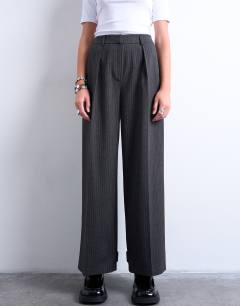 Model wearing Co ord pinstripe tailored wide leg trouser in charcoal