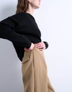 Model wearing Co ord slouchy clean waist band tailored trouser in taupe