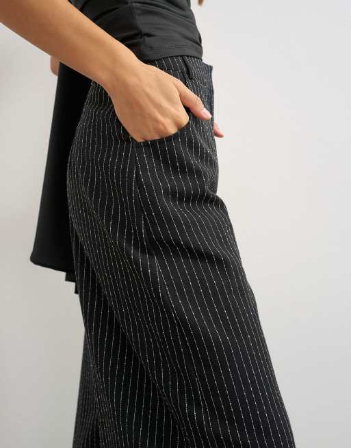 Topshop co ord stripe tailored pleat detail low rise trouser in black, 2 of 5