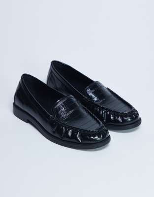 Topshop - Coby - Loafer in Kroko-Schwarz mit geraffter Zehenpartie
