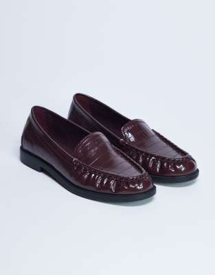 Topshop Topshop Coby ruched toe croc loafer in burgundy-Red