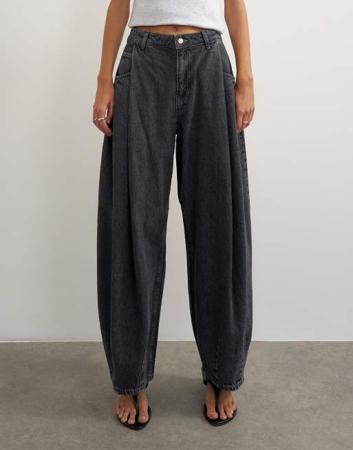 Topshop Cocoon mid rise barrel jean in washed black, 2 of 5