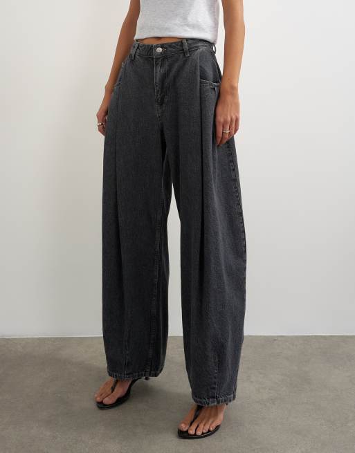 Topshop Cocoon mid rise barrel jean in washed black, 4 of 5