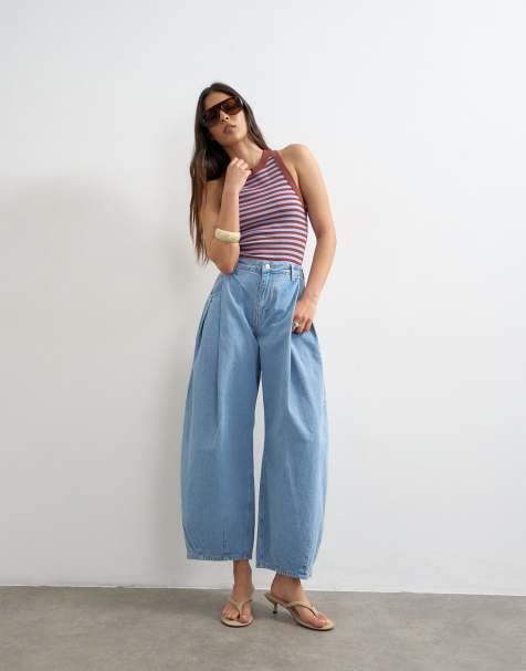 Topshop Cocoon mid rise barrel leg jeans in bleach - view 1