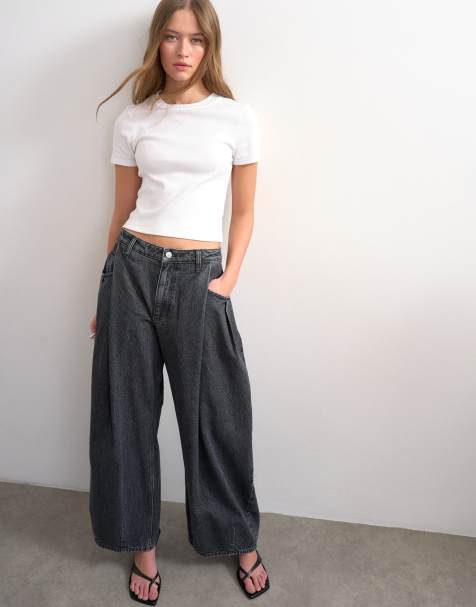 Topshop - Cocoon - Sorte forvaskede barrel-jeans med mellemhøj talje - view 1