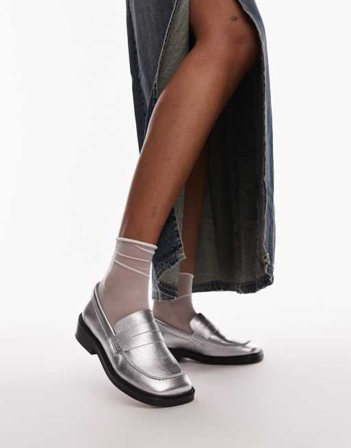 Topshop – Cole – Loafer aus hochwertigem Leder in Silber mit eckiger Zehenpartie