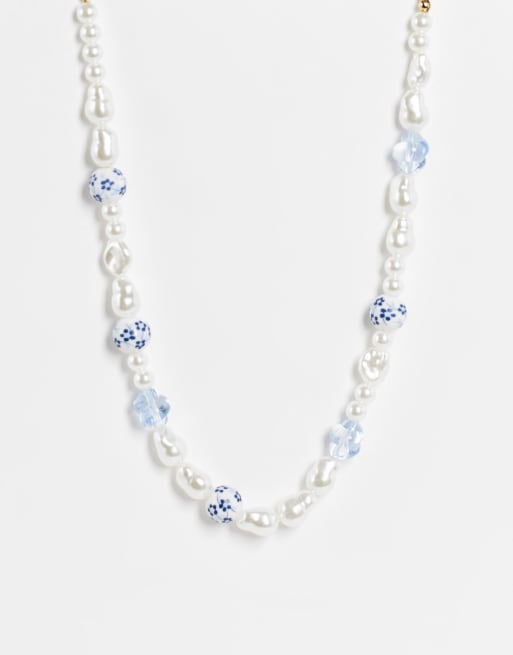 Topshop - Collier orné de perles fantaisie variées - Bleu et blanc