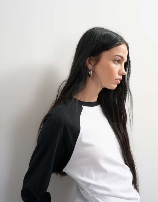 Topshop colour block cinched waist long sleeve raglan t-shirt in mono, 2 of 4