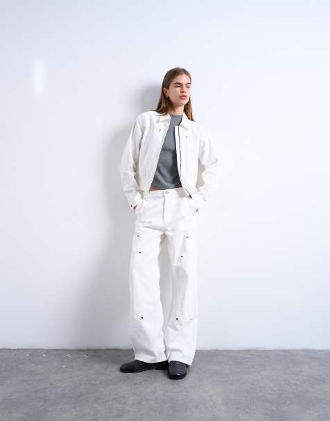 Topshop - Column - Ecrufarvede jeans med mellemhøj talje, lige ben og utility-lommer - view 1