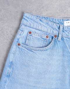 Model wearing Column mid rise low slung jean in bleach