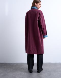 Model wearing Contrast collar longline shacket in burgundy