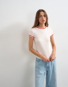 Contrast everyday tee in light pink