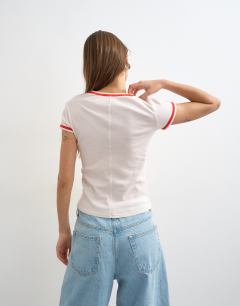 Model wearing Contrast everyday tee in light pink