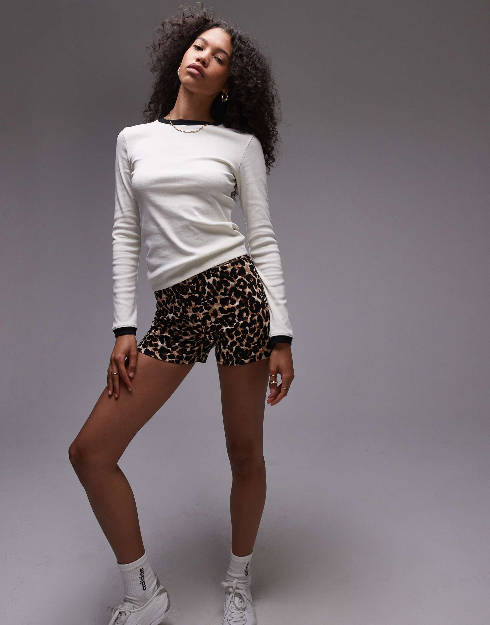 topshop contrast long sleeve everyday tee in off white