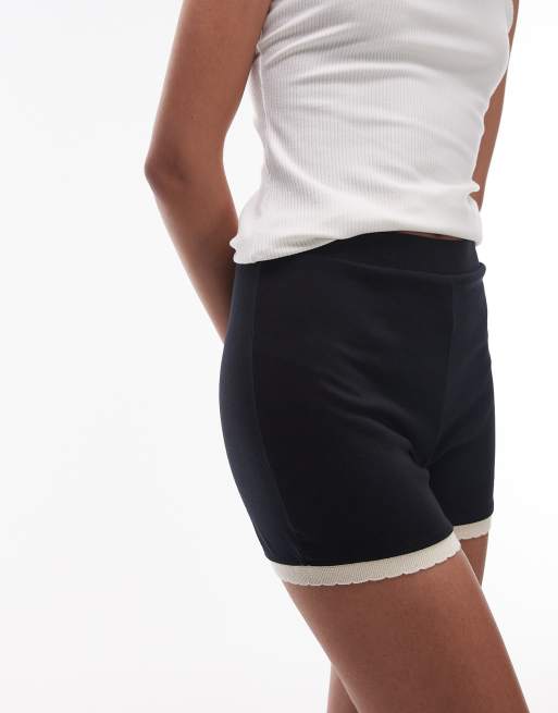 Topshop contrast ruffle edge shorts in black - part of a set, 4 of 5
