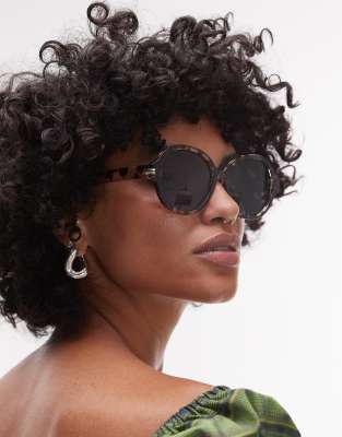 Topshop Corfu Large Round Sunglasses In Clear