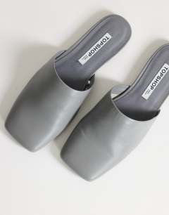 Model wearing Cressida premium real leather square toe mule in grey