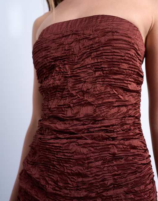 Topshop crinkle bandeau mini dress in brown, 2 of 4