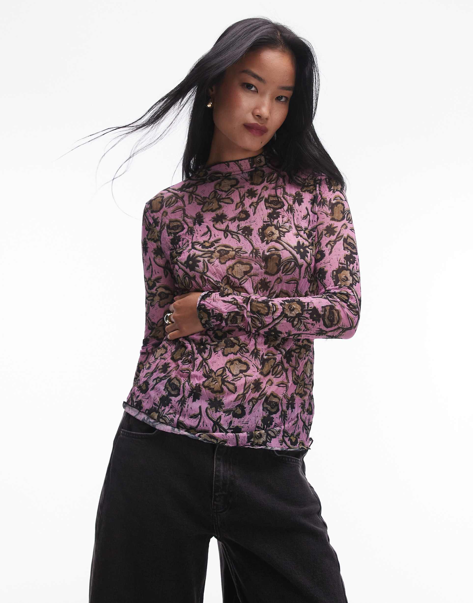 topshop crinkle floral long sleeve top in pink