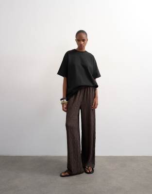 Crinkle jersey wide leg trousers in chocolate