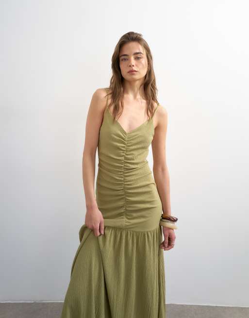 Topshop crinkle ruched front maxi cami dress in olive, 3 of 4