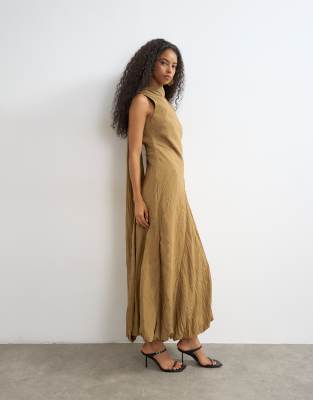 Topshop Crinkle Tuck Side Twist Shoulder Bubble Hem Maxi Dress In Neutral