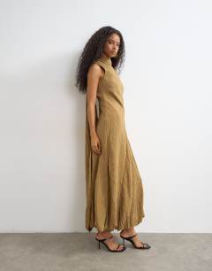 Crinkle tuck side twist shoulder bubble hem maxi dress in camel