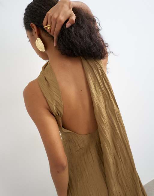 Topshop crinkle tuck side twist shoulder bubble hem maxi dress in camel, 3 of 4