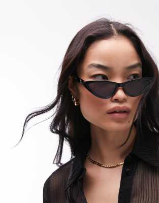 Crocus angled cat eye sunglasses in black