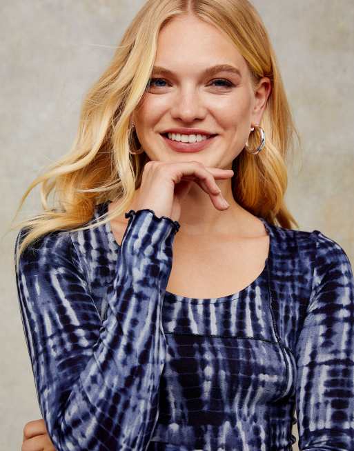 Topshop - Crop top manches longues à empiècements effet tie-dye - Indigo, 3 de 4