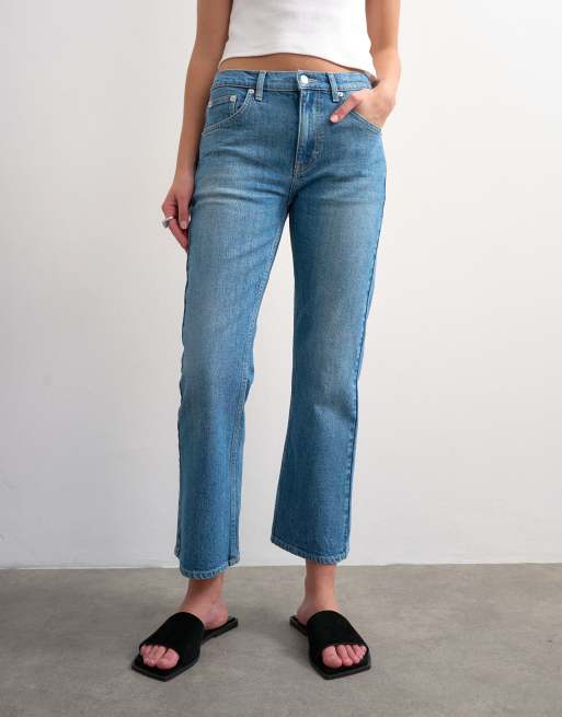 Topshop cropped kick flare jeans in mid blue, 2 of 7