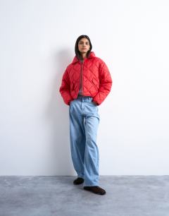 Cropped quilted liner in red