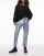 Thumbnail 1 van 5