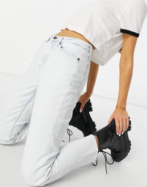 Topshop cropped straight leg jeans in bleach wash - MBLUE, 4 of 4