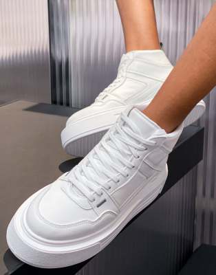 high top white trainer
