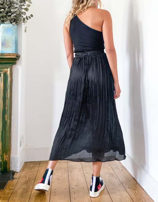 Crushed satin hotsell maxi skirt