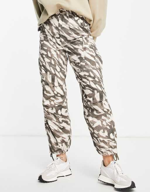 Topshop cuffed balloon utility pant in abstract print
