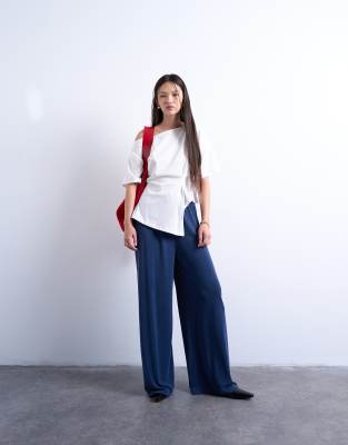 Topshop Topshop cupro pull on wide leg trousers in navy