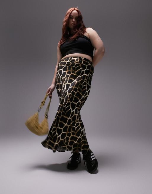 Leopard print 2025 skirt curve