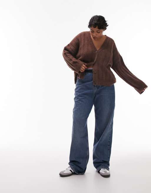 Topshop Curve - Cardigan in maglia soffice marrone a coste larghe con scollo a V