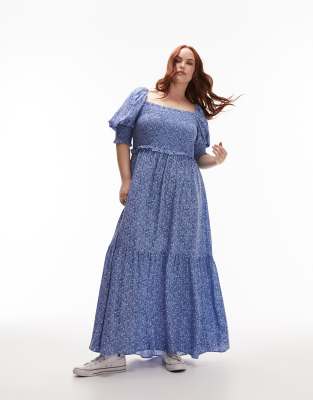 Topshop Curve - Gesmoktes Maxikleid im Pinny-Stil mit Blumenmuster-Bunt