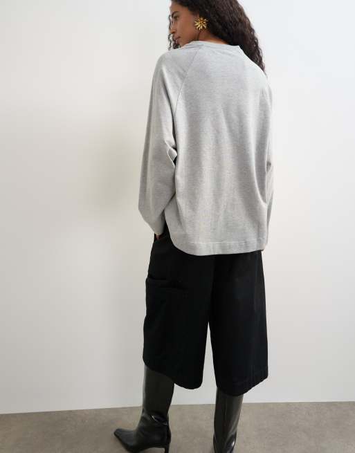 Topshop curve hem raglan sleeve skater t-shirt in gray, 3 of 4