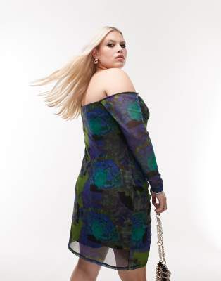 long gown with sleeves design